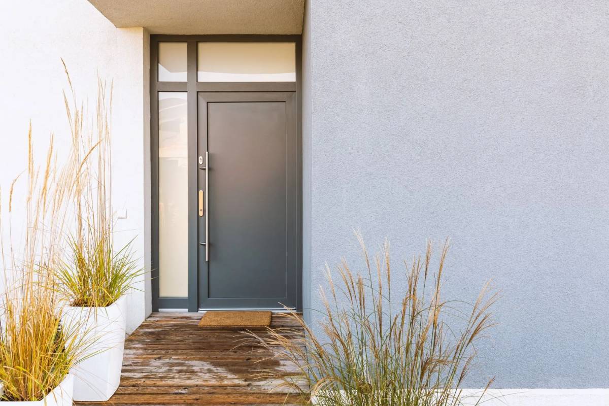 Create a Warm Welcome with a Replacement Door